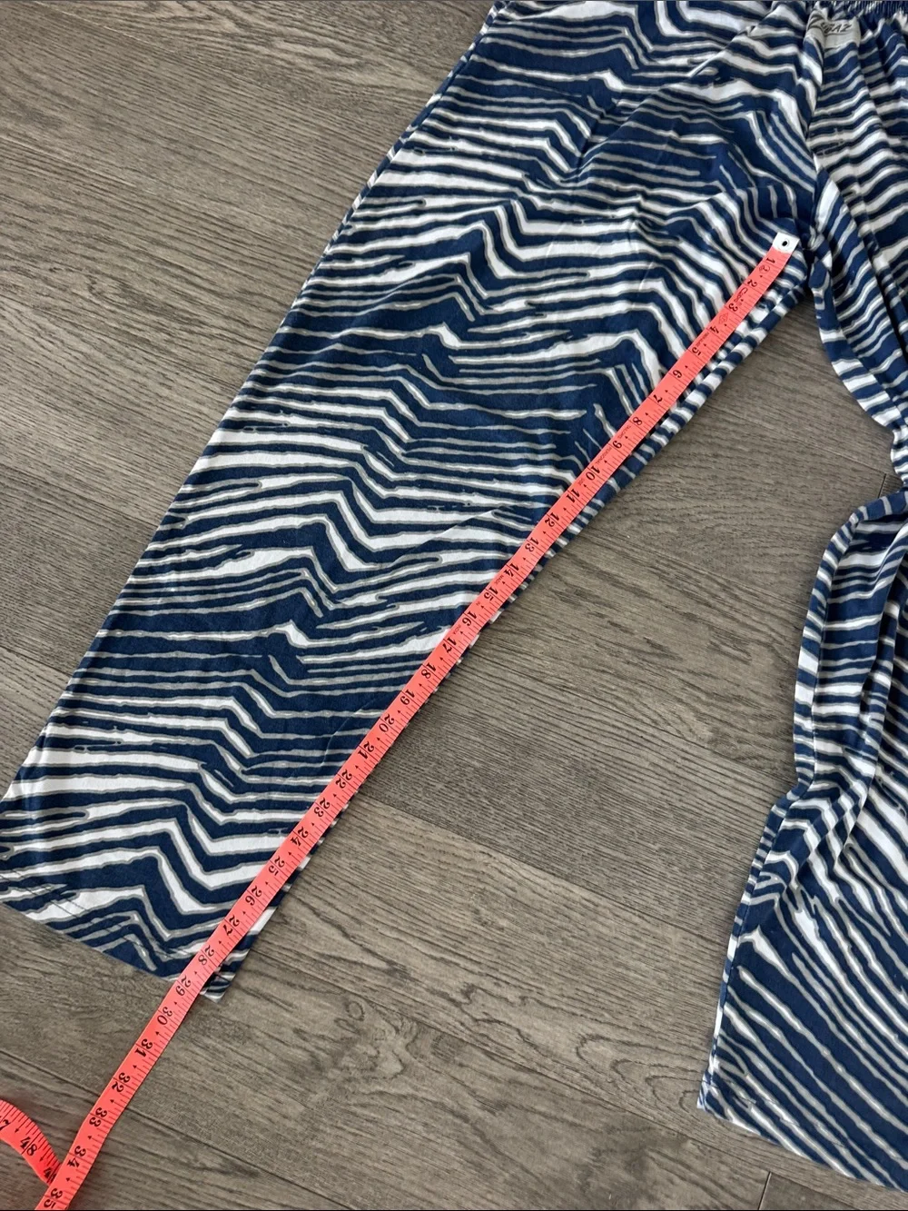 🌼Zubaz🌼 NFL Dallas Cowboys Striped Joggers, Size M